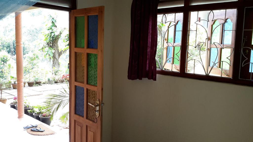 Raveena Guest House Ella Phòng bức ảnh